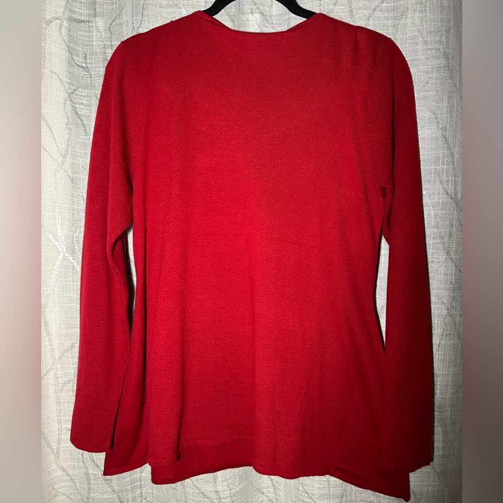 Doncaster Gorgeous Red sweater Scoop Neckline with knit & Chain Detail NWT - Picture 3 of 6